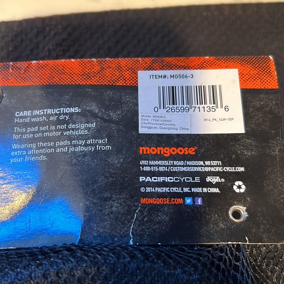 Mongoose Youth BMX Gel Pads Set, Knees & Elbows, Item  # MG506-3 - Picture 4 of 7